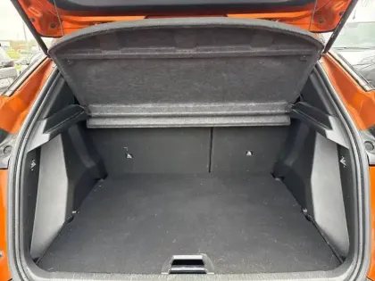 Photo 5 Peugeot 2008  PureTech 130 S&S EAT8