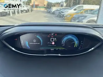 Photo 47 Peugeot 3008  Hybrid 225 e-EAT8