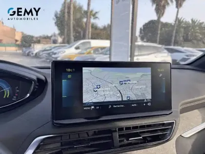 Photo 48 Peugeot 3008  Hybrid 225 e-EAT8