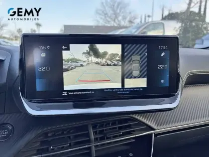 Photo 32 Peugeot 2008  PureTech 130 S&S EAT8