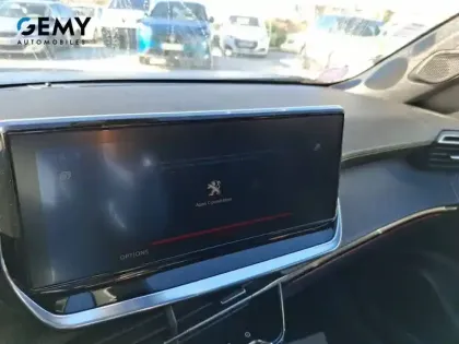 Photo 15 Peugeot 2008  PureTech 130 S&S BVM6