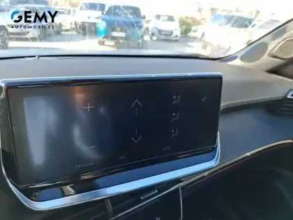 Photo 14 Peugeot 2008  PureTech 130 S&S BVM6