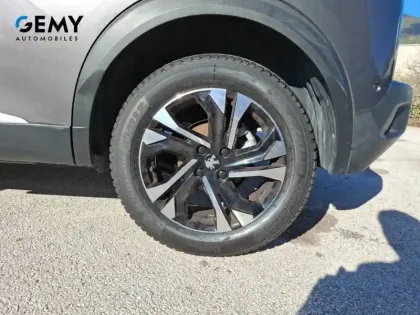 Photo 10 Peugeot 2008  PureTech 130 S&S BVM6