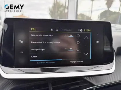 Photo 14 Peugeot 208  Electrique 50 kWh 136ch