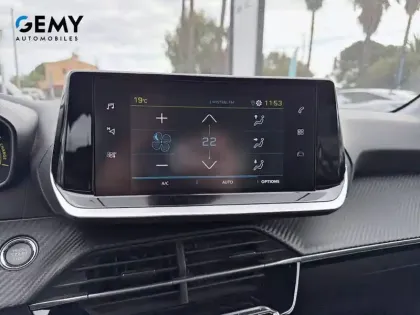 Photo 12 Peugeot 208  Electrique 50 kWh 136ch