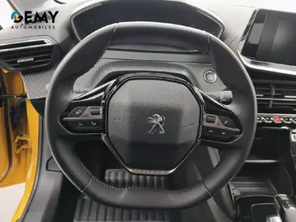 Photo 12 Peugeot 208  Electrique 50 kWh 136ch