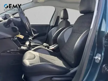 Photo 8 Peugeot 2008  1.6 BlueHDi 120ch S&S BVM6
