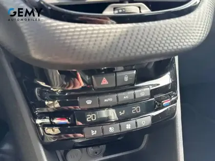 Photo 16 Peugeot 2008  1.6 BlueHDi 120ch S&S BVM6