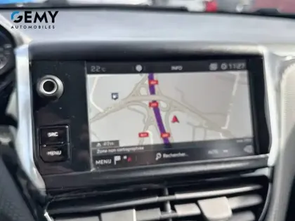 Photo 20 Peugeot 2008  1.6 BlueHDi 120ch S&S BVM6