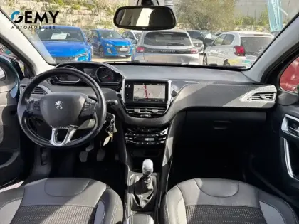 Photo 7 Peugeot 2008  1.6 BlueHDi 120ch S&S BVM6