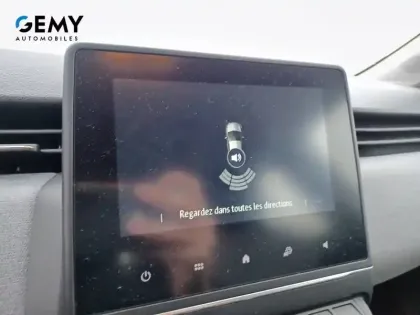 Photo 9 Renault Clio  E-Tech full hybrid 145 ch GSR2