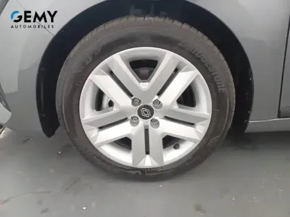 Photo 31 Renault Clio  E-Tech full hybrid 145 ch GSR2