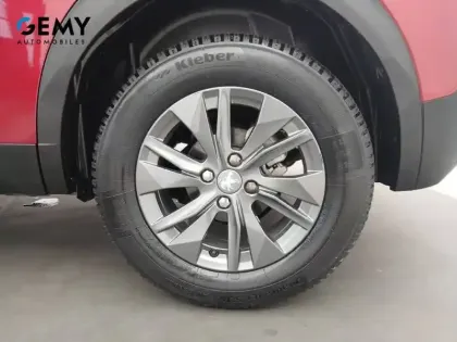 Photo 32 Peugeot 2008  PureTech 100 S&S BVM6
