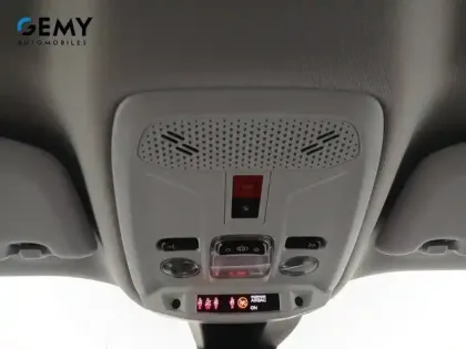 Photo 16 Peugeot 2008  PureTech 100 S&S BVM6