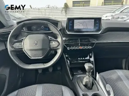 Photo 7 Peugeot 2008  PureTech 100 S&S BVM6