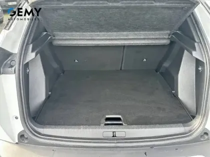 Photo 30 Peugeot 2008  PureTech 100 S&S BVM6