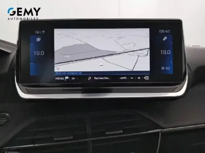 Photo 115 Peugeot 2008  PureTech 100 S&S BVM6