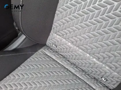 Photo 26 Renault Clio  E-Tech full hybrid 145