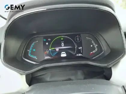 Photo 20 Renault Clio  E-Tech full hybrid 145