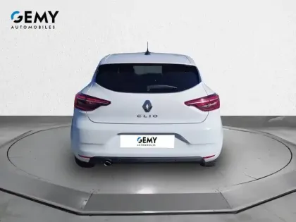 Photo 21 Renault Clio Gén. V (BJA) Ph2 Evolution 5