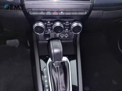 Photo 55 Renault Arkana  E-Tech hybride 145 - 22