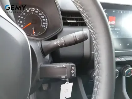 Photo 19 Renault Clio Gén. V (BJA) Ph1 NG Equilibre 5