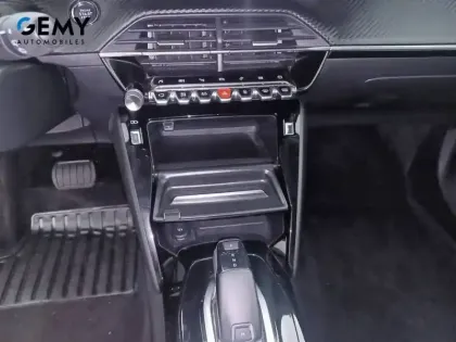 Photo 13 Peugeot 2008  BlueHDi 130 S&S EAT8