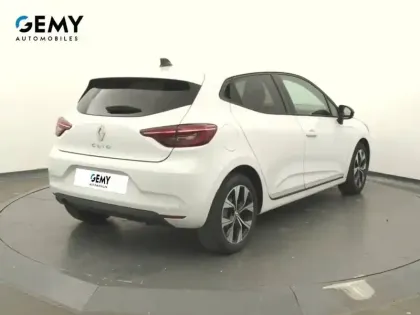 Photo 17 Renault Clio  TCe 90