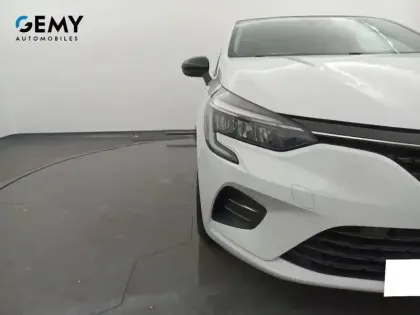 Photo 38 Renault Clio Gén. V (BJA) Ph1 NG Evolution 5