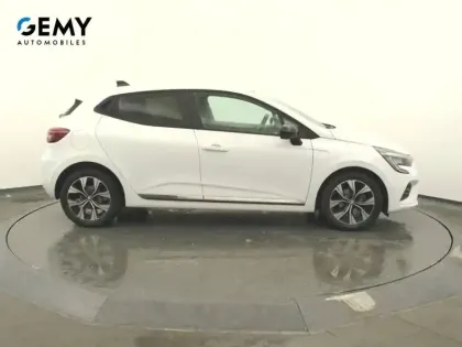 Photo 22 Renault Clio Gén. V (BJA) Ph1 NG Evolution 5