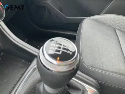 Photo 35 Renault Captur  TCe 90