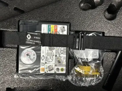 Photo 36 Renault Clio  E-Tech hybride 145