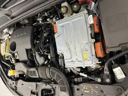 Photo 35 Renault Clio  E-Tech hybride 145