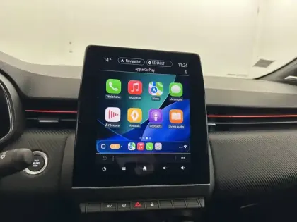 Photo 33 Renault Clio  E-Tech hybride 145