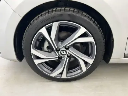 Photo 27 Renault Clio  E-Tech hybride 145