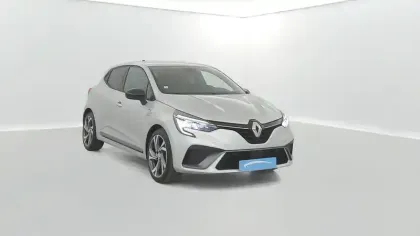 Photo 15 Renault Clio  E-Tech hybride 145