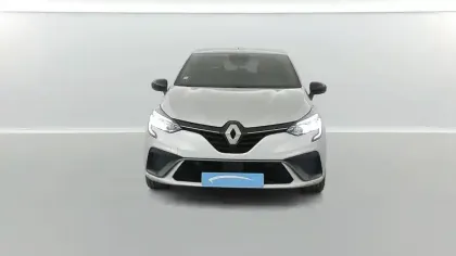 Photo 16 Renault Clio  E-Tech hybride 145