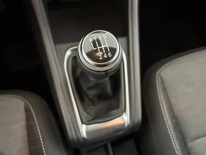 Photo 81 Renault Captur  TCe 100 GPL