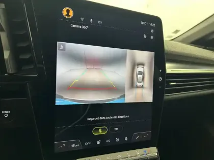 Photo 36 Renault Megane  E-Tech EV60 220 ch optimum charge
