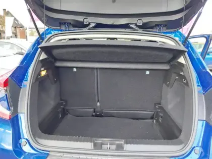 Photo 16 Renault Captur  TCe 90 - 21