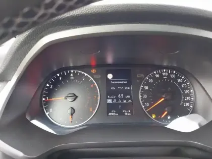 Photo 22 Renault Captur  TCe 90 - 21