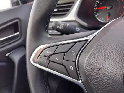 Photo 24 Renault Captur  TCe 90 - 21