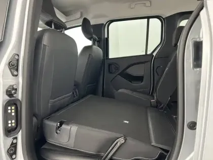 Photo 64 Renault Kangoo  Blue dCi 115