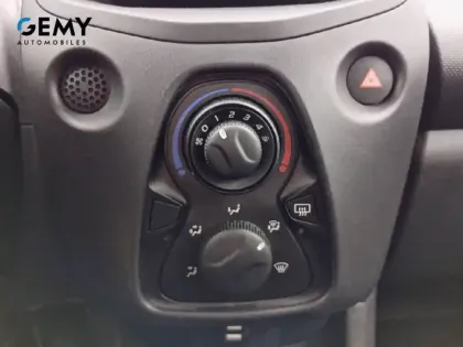 Photo 71 Peugeot 108  VTi 72ch S&S BVM5