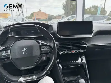 Photo 7 Peugeot 2008  Electrique 136 ch