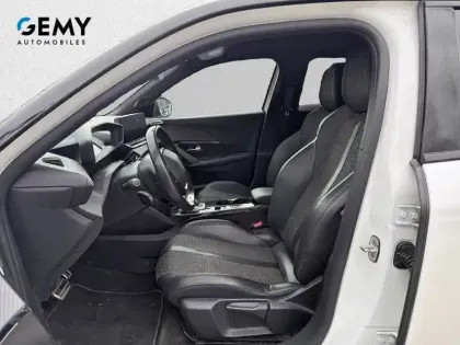 Photo 8 Peugeot 2008  Electrique 136 ch