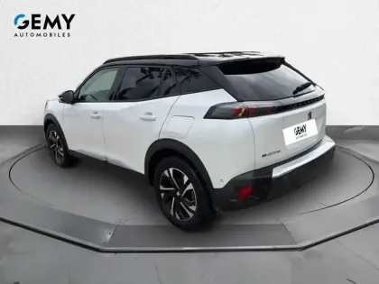 Photo 6 Peugeot 2008  Electrique 136 ch