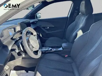 Photo 31 Peugeot 2008 Gén. II Ph1 NG GT 5