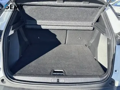 Photo 28 Peugeot 2008 Gén. II Ph1 NG GT 5