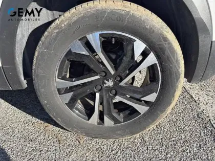 Photo 10 Peugeot 2008  BlueHDi 130 S&S EAT8